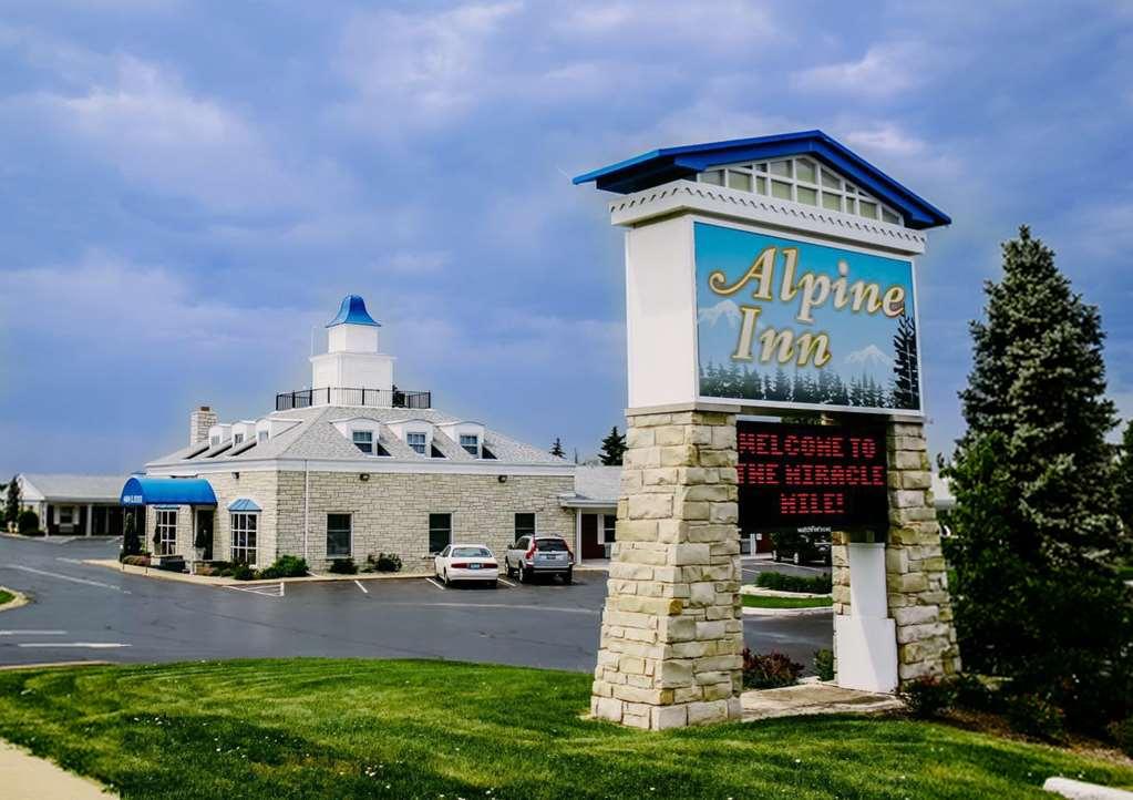 Alpine Inn & Suites Rockford Exteriér fotografie